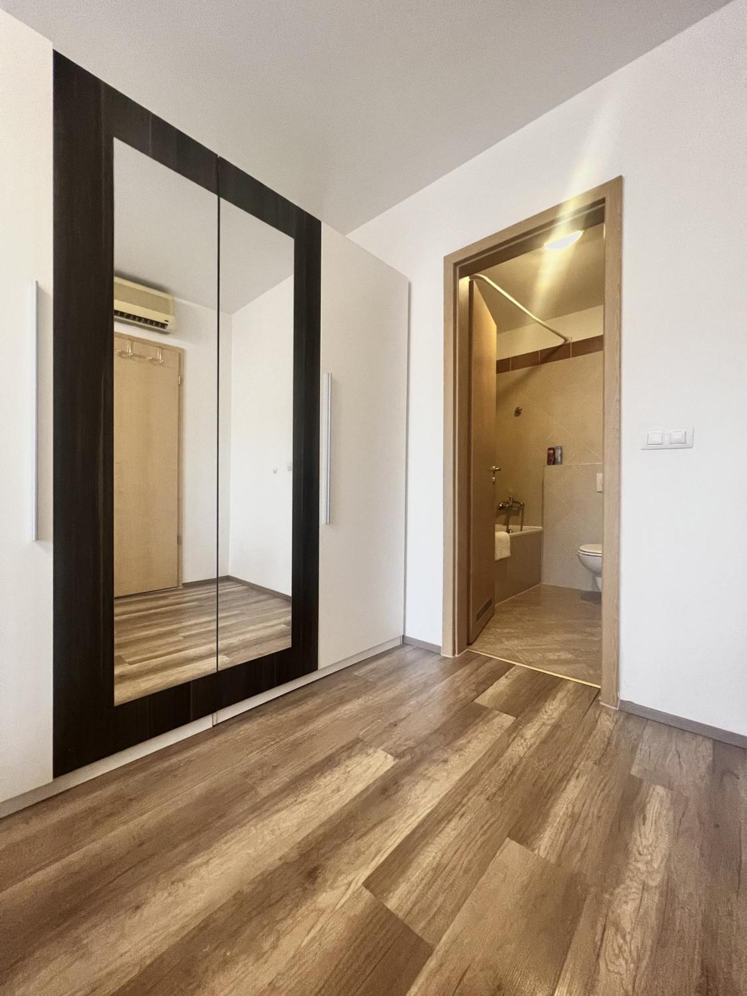 Bphomes Budapest Bagian luar foto